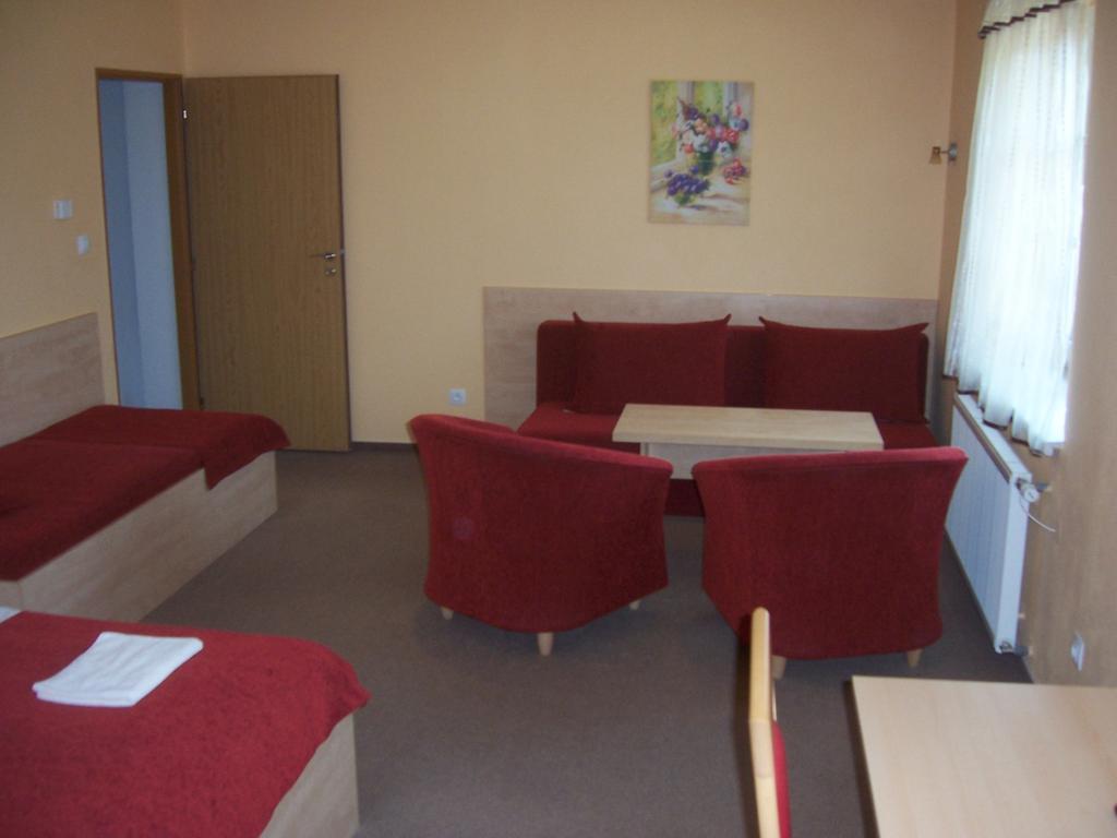 Pension Euro Mikulov Buitenkant foto
