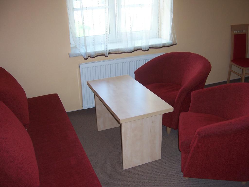 Pension Euro Mikulov Buitenkant foto